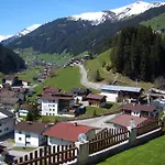 Haus Panorama Daire Tux